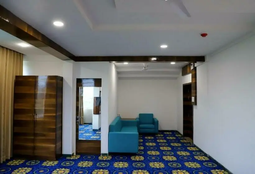 エクゼクティブスイート, Pg Sons Hotel And Resort