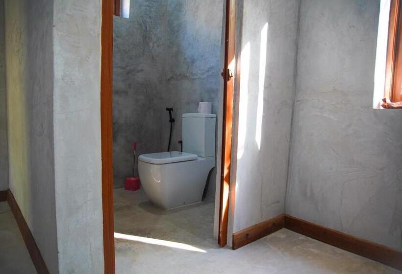 غرفة قياسية, Kidoti Bay