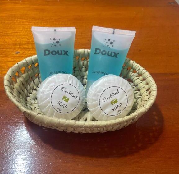 غرفة قياسية ثلاثية, Kidoti Bay