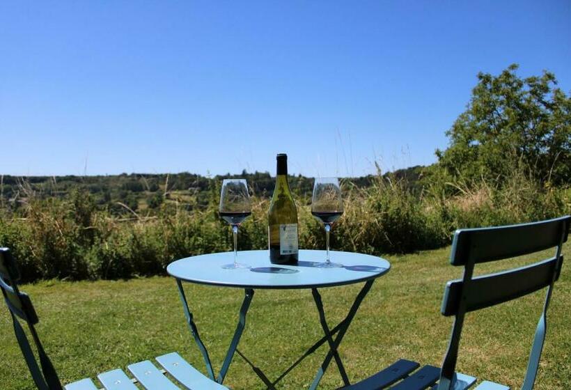 스탠다드 룸, Le Haut Repaire