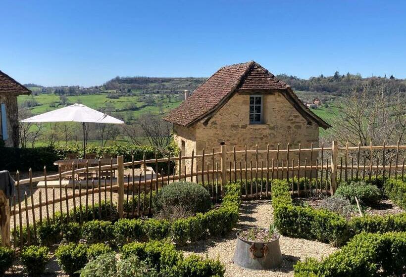 스탠다드 룸, Le Haut Repaire