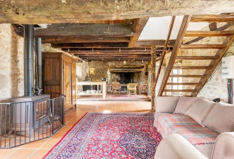 침실 2개 주택, Le Haut Repaire