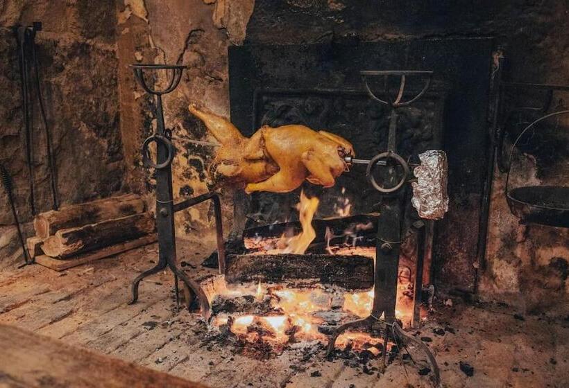 침실 2개 주택, Le Haut Repaire