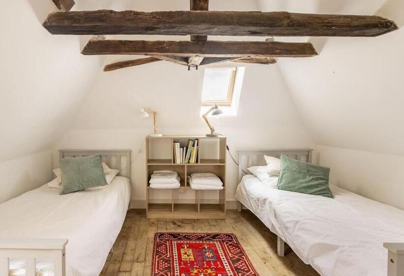 침실 2개 주택, Le Haut Repaire