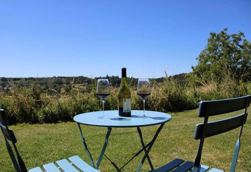 스탠다드 룸, Le Haut Repaire