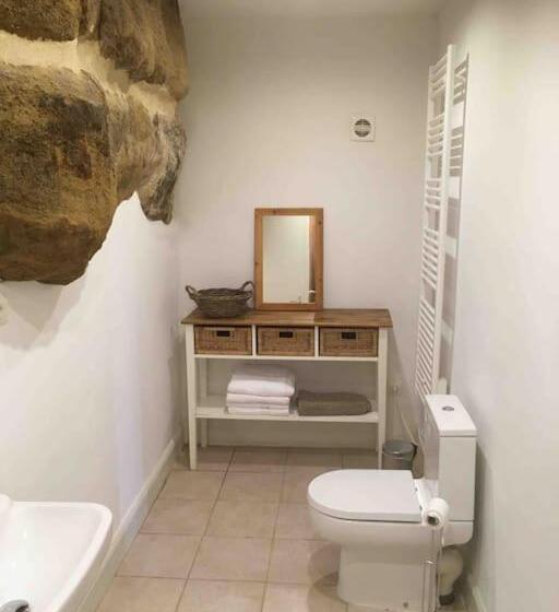 스탠다드 룸, Le Haut Repaire