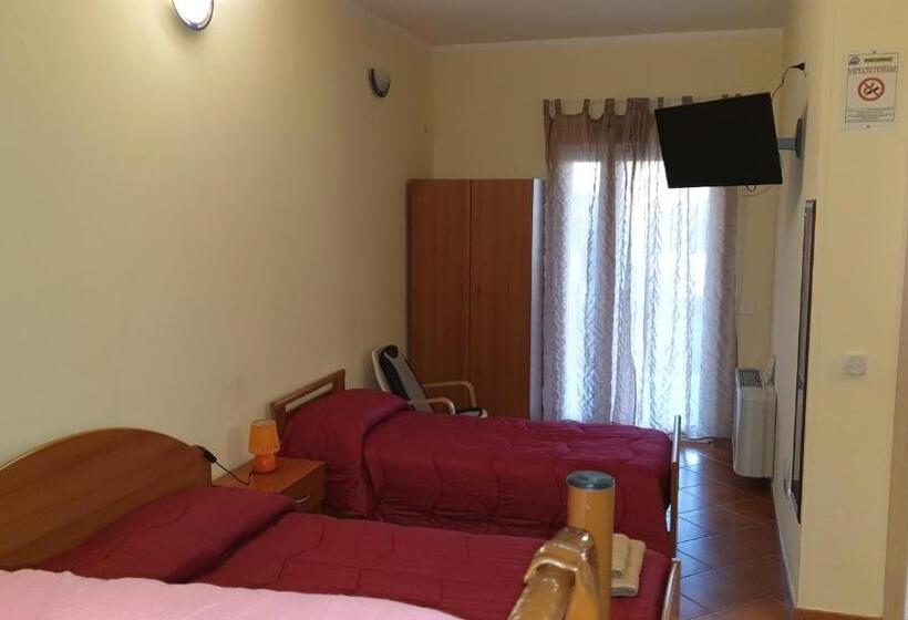 اتاق خانوادگی, B&b La Petrosa