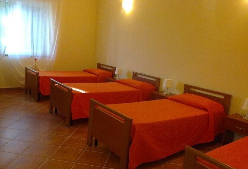 اتاق خانوادگی, B&b La Petrosa