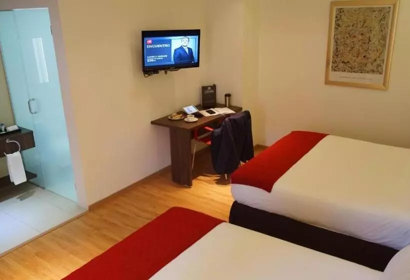スタンダード４人部屋, El Hotel Business Class   Zamora Centro