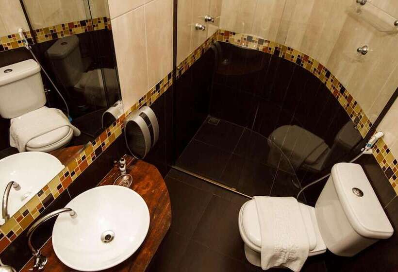 디럭스 트리플 룸, Estrada Real Palace