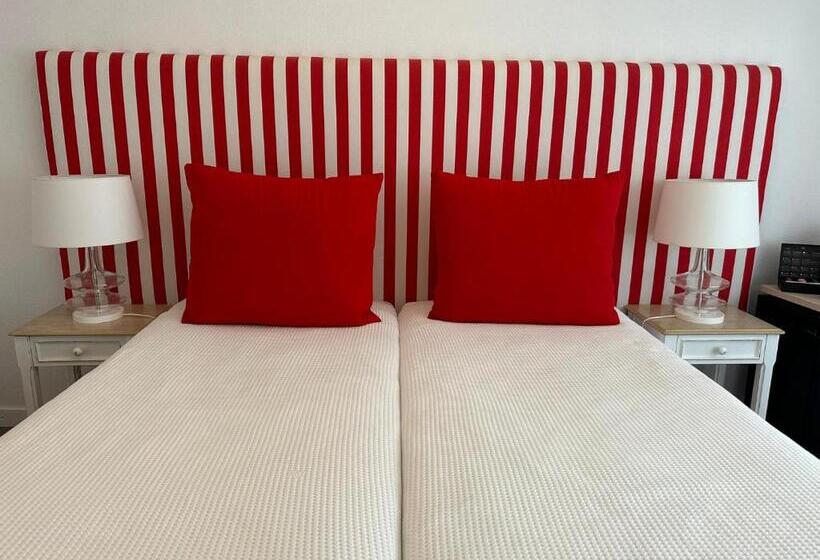 غرفة قياسية مطلّة علي حمام السباحة, Hs Milfontes Beach   Duna Parque Resorts & Hotels