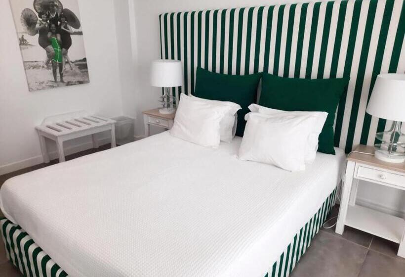 غرفة قياسية مطلّة علي حمام السباحة, Hs Milfontes Beach   Duna Parque Resorts & Hotels