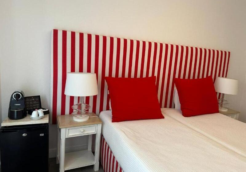 غرفة قياسية مطلّة علي حمام السباحة, Hs Milfontes Beach   Duna Parque Resorts & Hotels