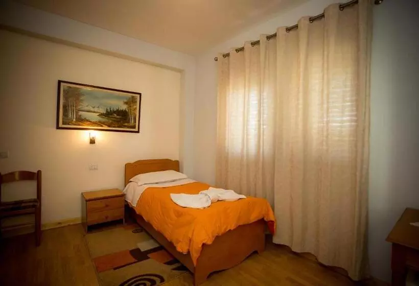 اتاق استاندارد یک نفره, Kolping
