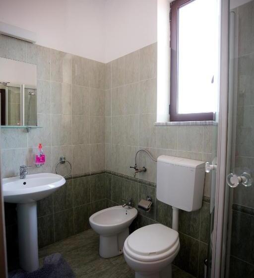 غرفة قياسية فردية, Kolping