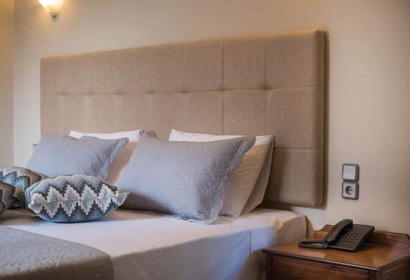 شقة غرفة واحدة مطلة على البحر, Mistrali