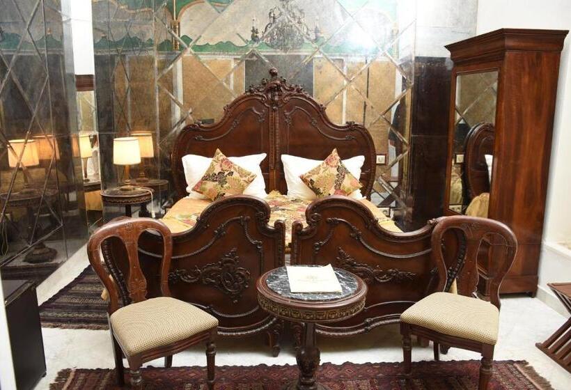 سوئیت کلاسیک, Palais Bayram