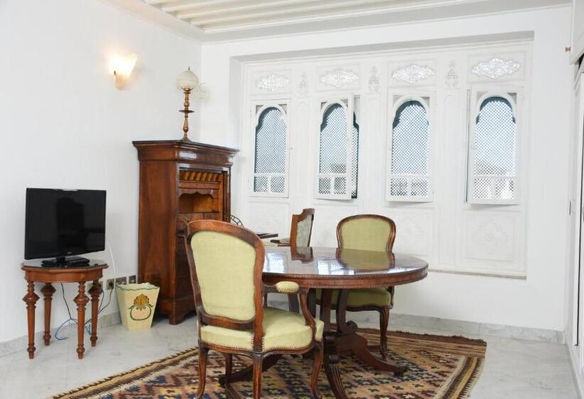 سوئیت کلاسیک, Palais Bayram