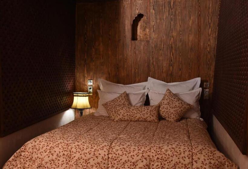 سوئیت کلاسیک, Palais Bayram