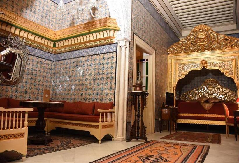 سوییت, Palais Bayram