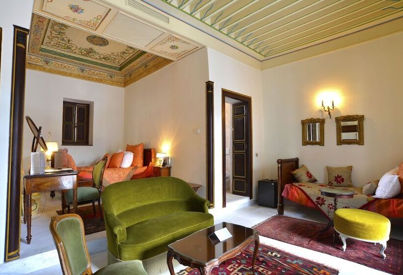 سوئیت کلاسیک, Palais Bayram