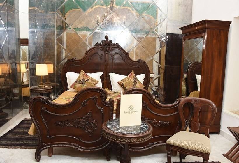 سوئیت کلاسیک, Palais Bayram