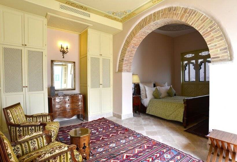 سوئیت کلاسیک, Palais Bayram