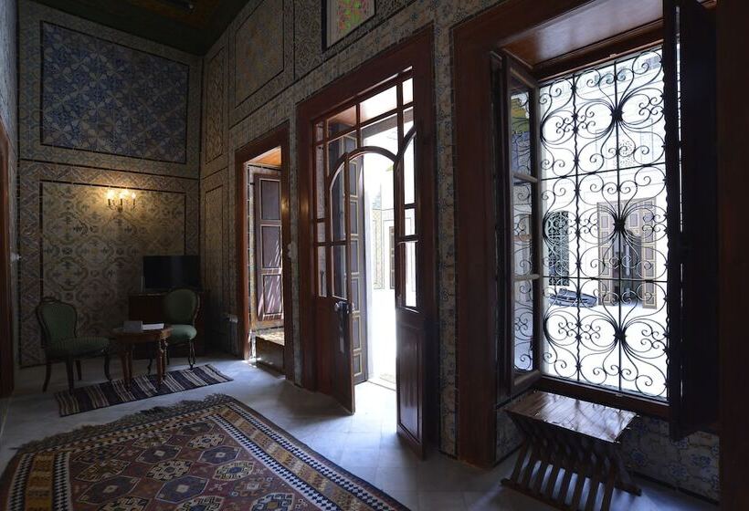 سوییت, Palais Bayram