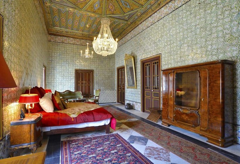 سوییت, Palais Bayram