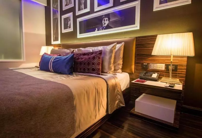 プールの見えるデラックスルーム, Planet Hollywood Beach Resort Goa