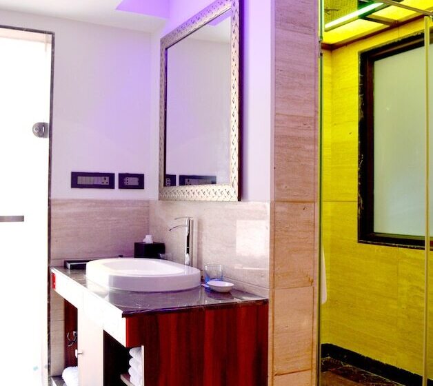 חדר דלוקס נוף בריכה, Planet Hollywood Beach Resort Goa