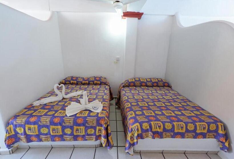 Семейное Бунгало, Posada Real