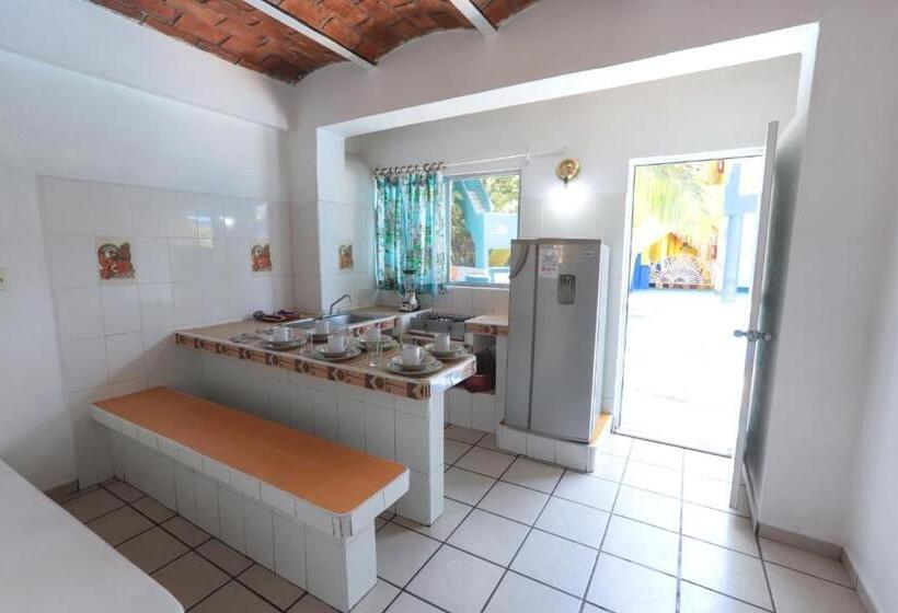 Семейное Бунгало, Posada Real