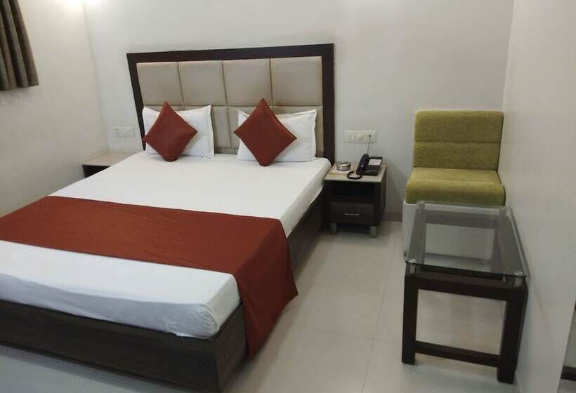 Quarto Deluxe, Prime