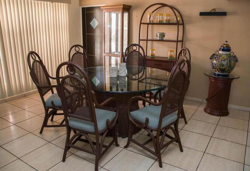 חדר משפחתי, Rincon Real Suites