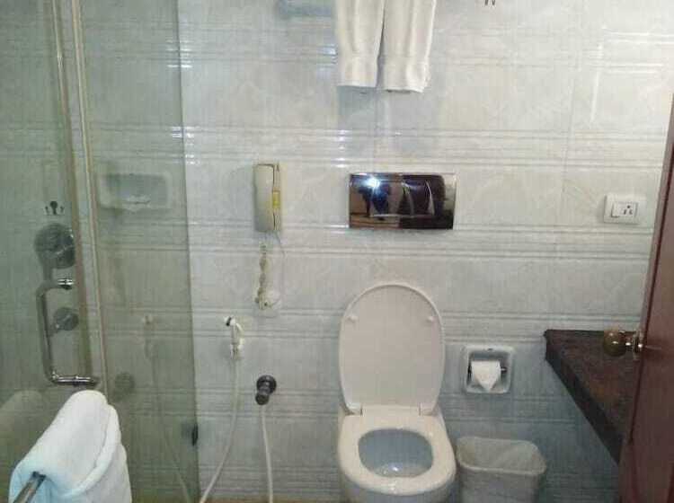 Chambre Standard, Shenbaga Hotel And Convention Centre