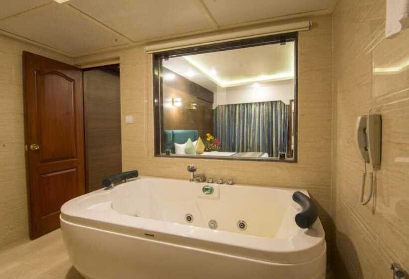 스탠다드 룸, Shenbaga Hotel And Convention Centre