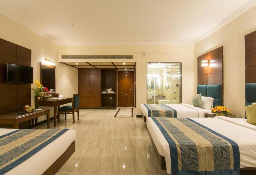 Chambre Triple Confort, Shenbaga Hotel And Convention Centre