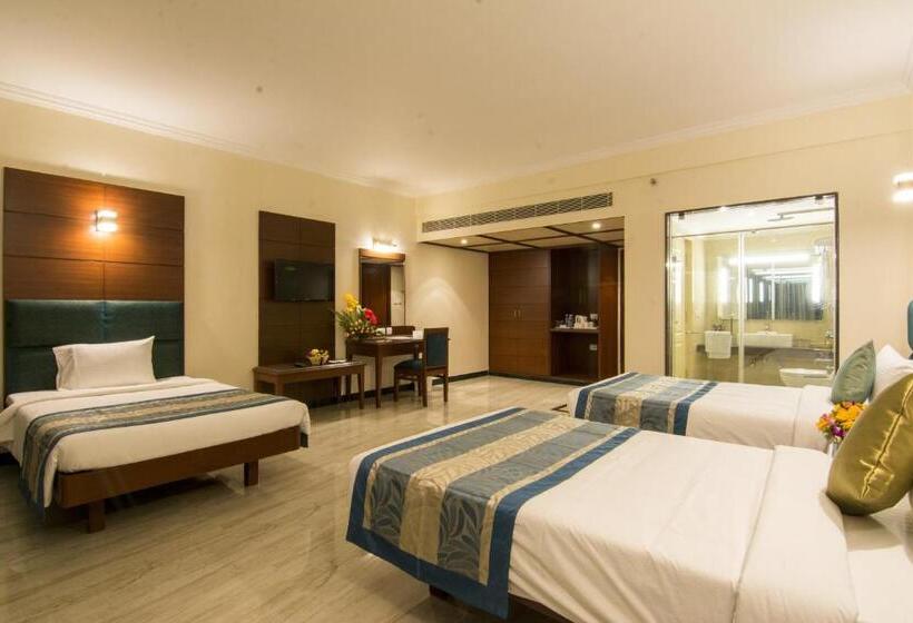 컴포트 트리플 룸, Shenbaga Hotel And Convention Centre