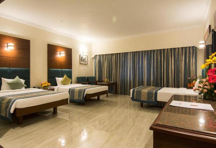 غرفة كومفورت ثلاثية, Shenbaga Hotel And Convention Centre