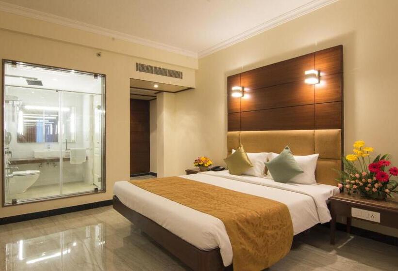 جناح, Shenbaga Hotel And Convention Centre