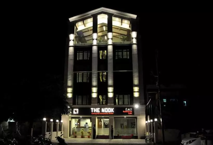 اتاق لوکس, The Nook