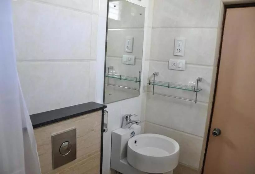 اتاق لوکس, The Nook