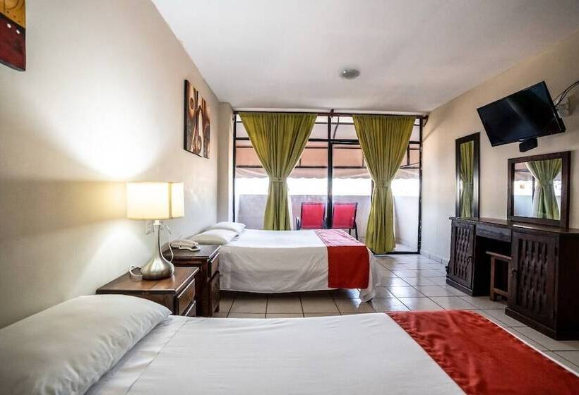 四人标准间, Tradicional Savaro Sa De Cv