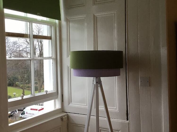 חדר סטנדרט, Edinburgh 37