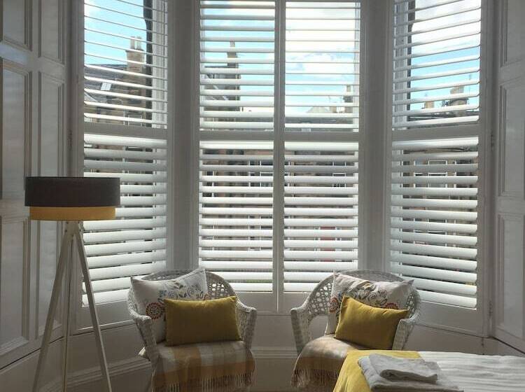 חדר דלוקס לארבעה, Edinburgh 37