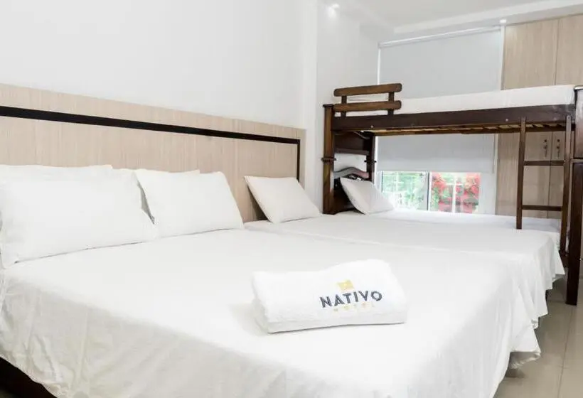 Standard Neljän Hengen Huone Parveke, Nativo
