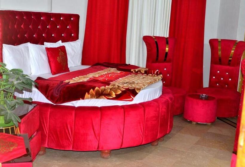 اتاق اکونومی, Royal Galaxy Lodge