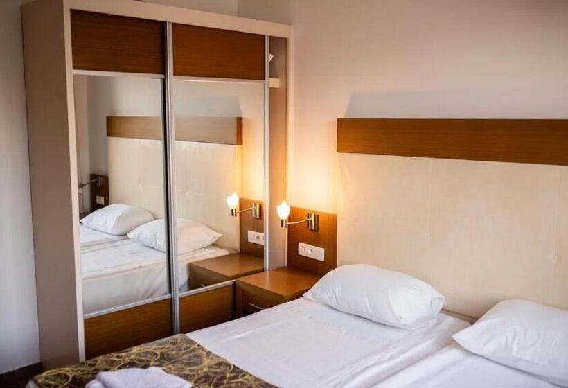 اتاق خانوادگی, Akalia Resort