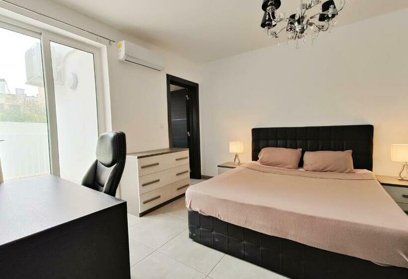 آپارتمان 3 خوابه, Large Central Apartment Near Valletta & Seafront